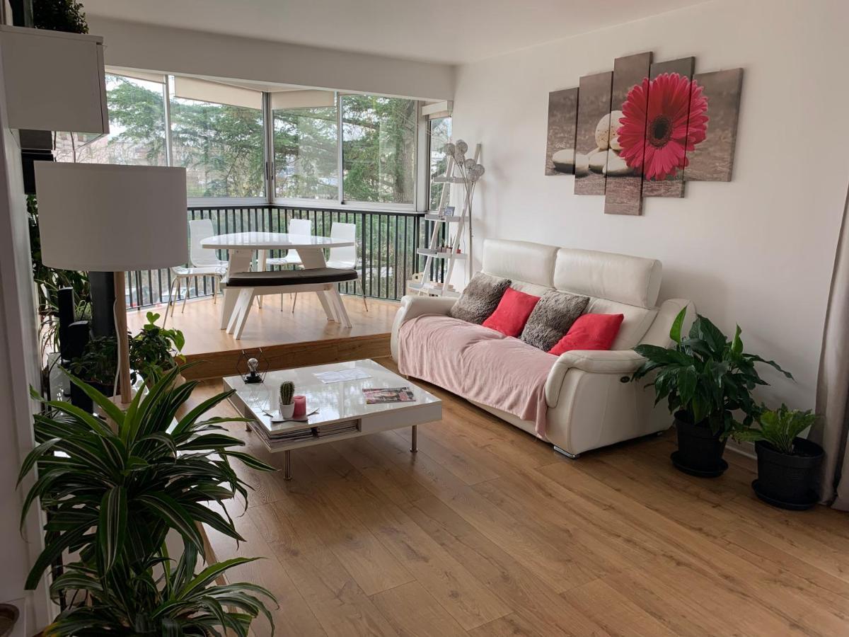 Appartement 55 M2 Le Chesnay Le Chesnay  Exterior photo